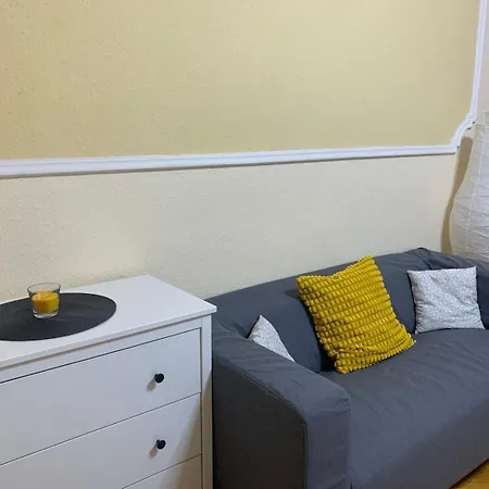 Cozy & Quiet Retro Style Apartamento *