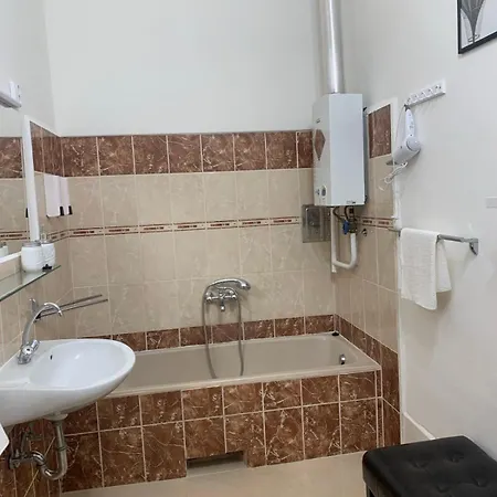 Cozy & Quiet Retro Style Apartamento
