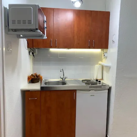 Cozy & Quiet Retro Style Apartamento